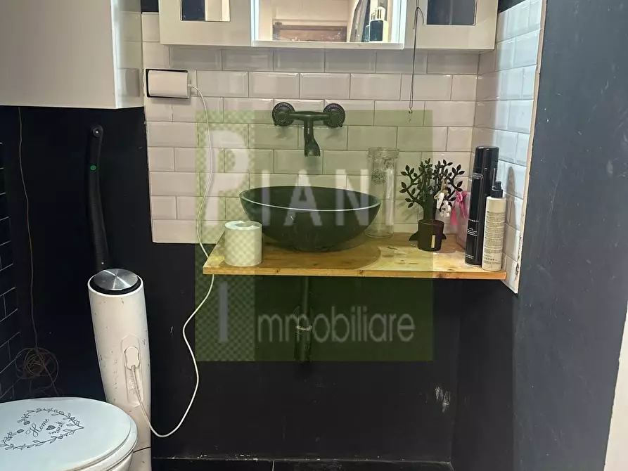 Immagine 7 di Appartamento in vendita  a Livorno