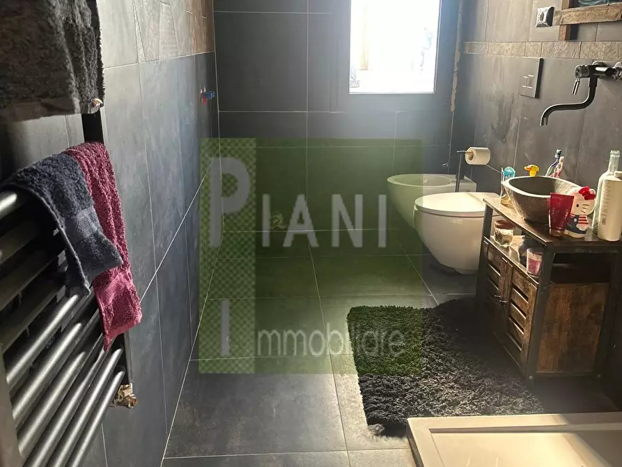 Immagine 6 di Appartamento in vendita  a Livorno