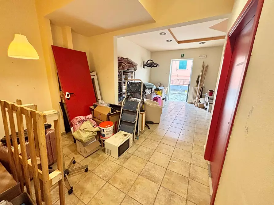 Immagine 6 di Locale commerciale in vendita  a San Miniato