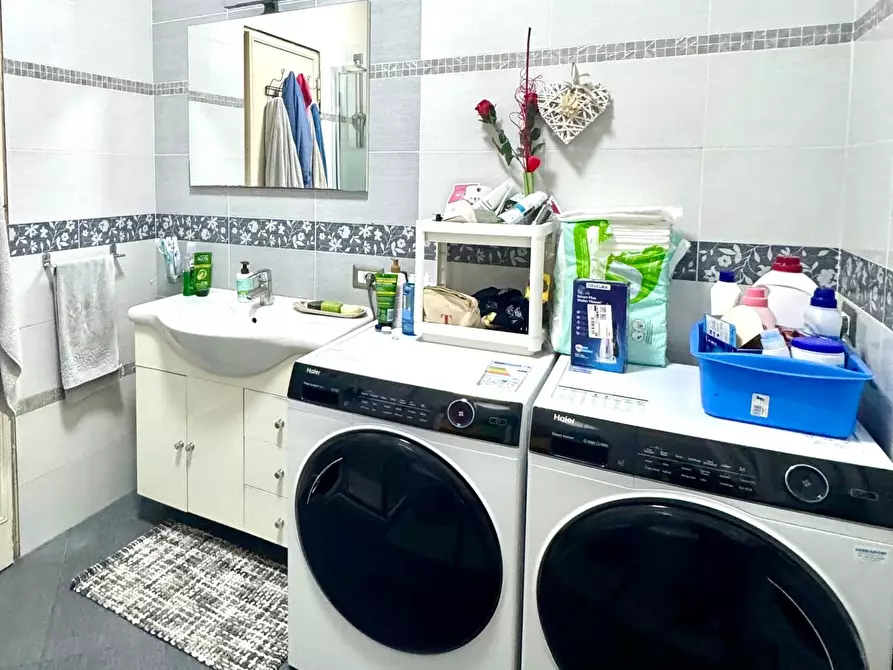 Immagine 47 di Appartamento in vendita  a Empoli