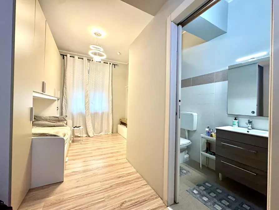 Immagine 25 di Appartamento in vendita  a Empoli