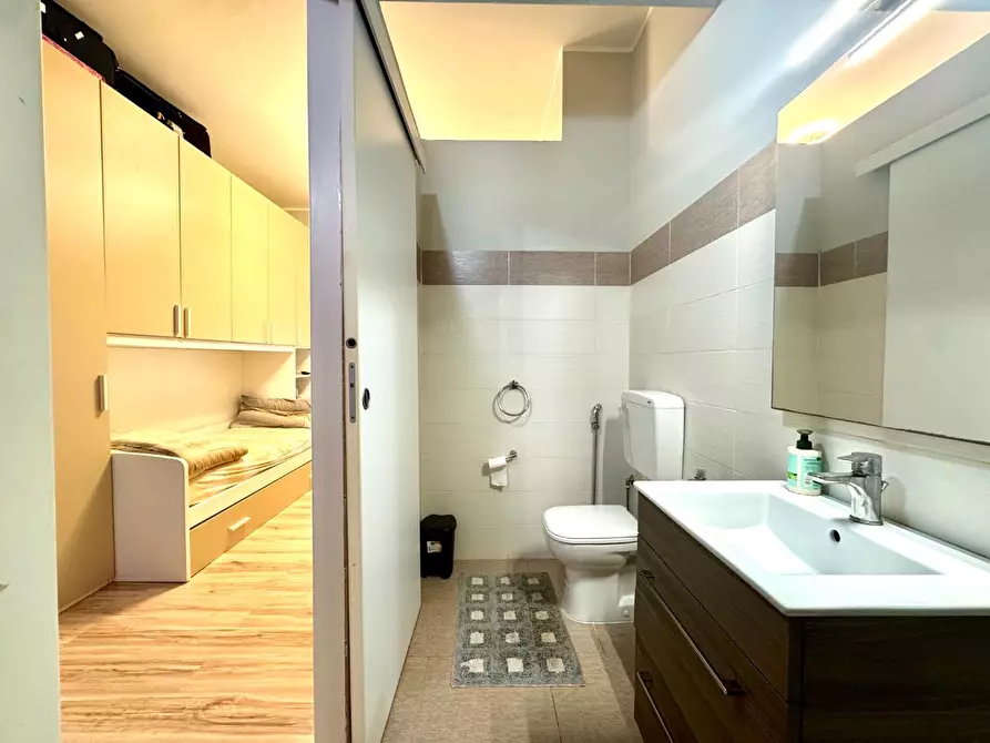 Immagine 31 di Appartamento in vendita  a Empoli