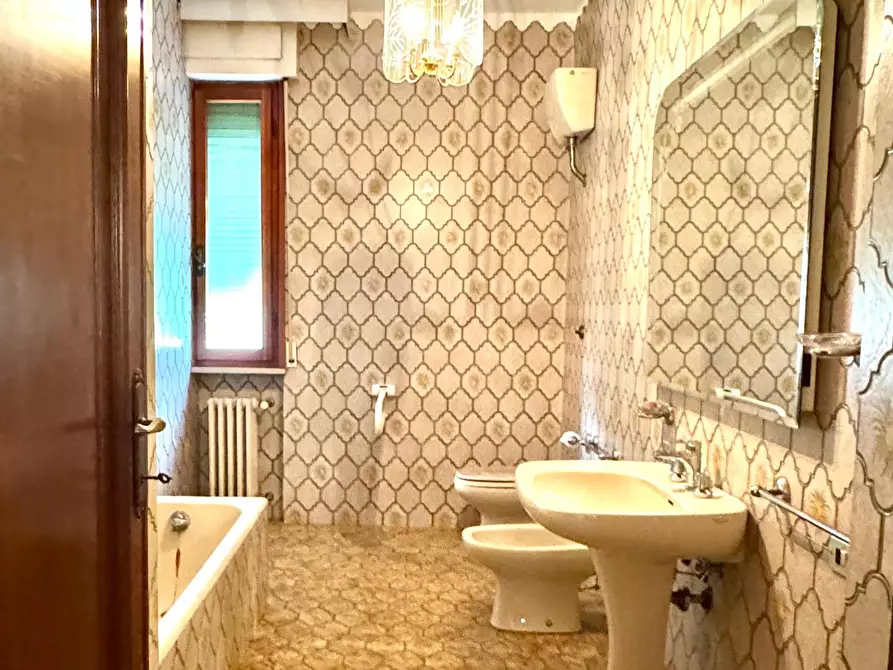 Immagine 40 di Appartamento in vendita  a Fucecchio