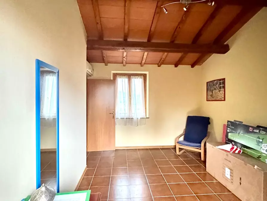 Immagine 26 di Appartamento in vendita  a Vinci