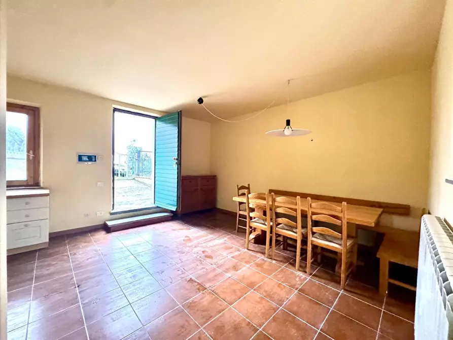 Immagine 11 di Appartamento in vendita  a Vinci