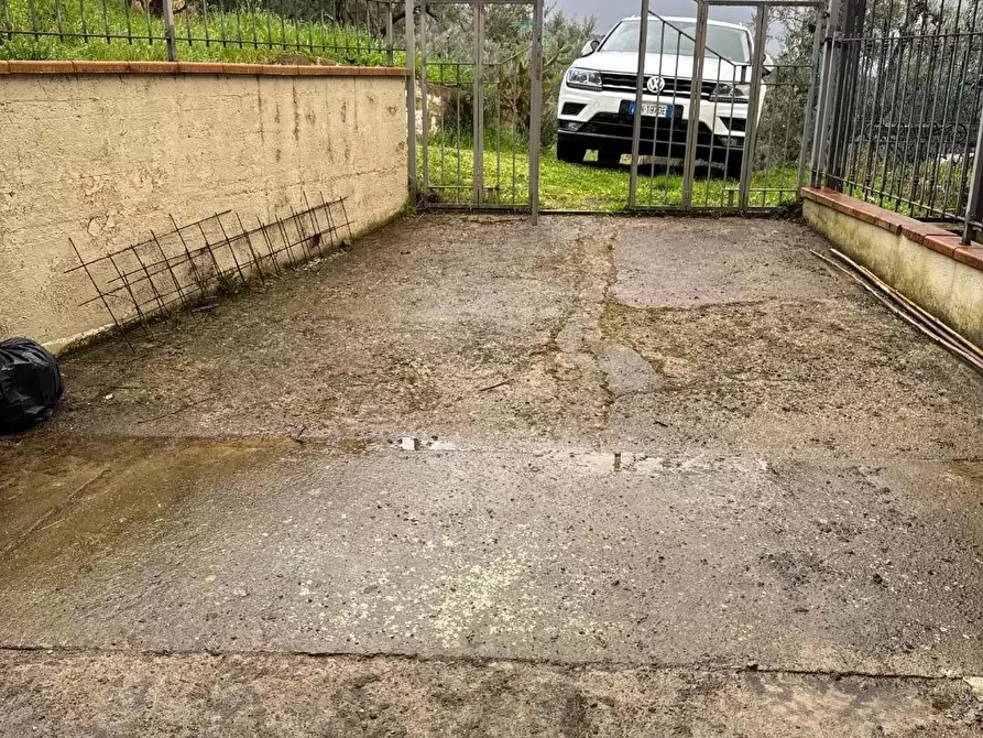 Immagine 8 di Appartamento in vendita  a Vinci