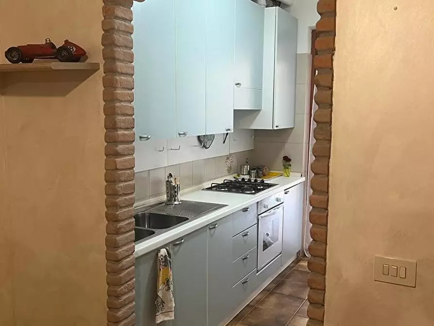 Immagine 9 di Villetta a schiera in vendita  a Massa