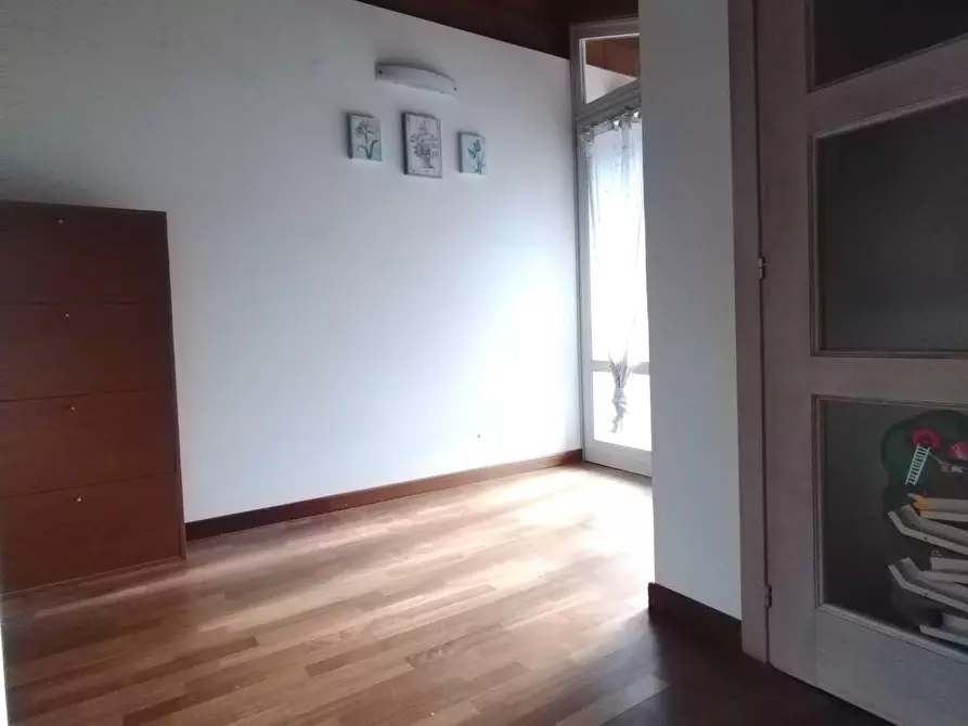 Immagine 31 di Appartamento in vendita  a Massa