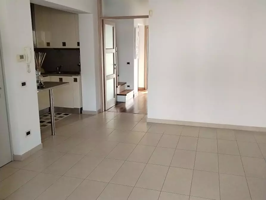 Immagine 12 di Appartamento in vendita  a Massa