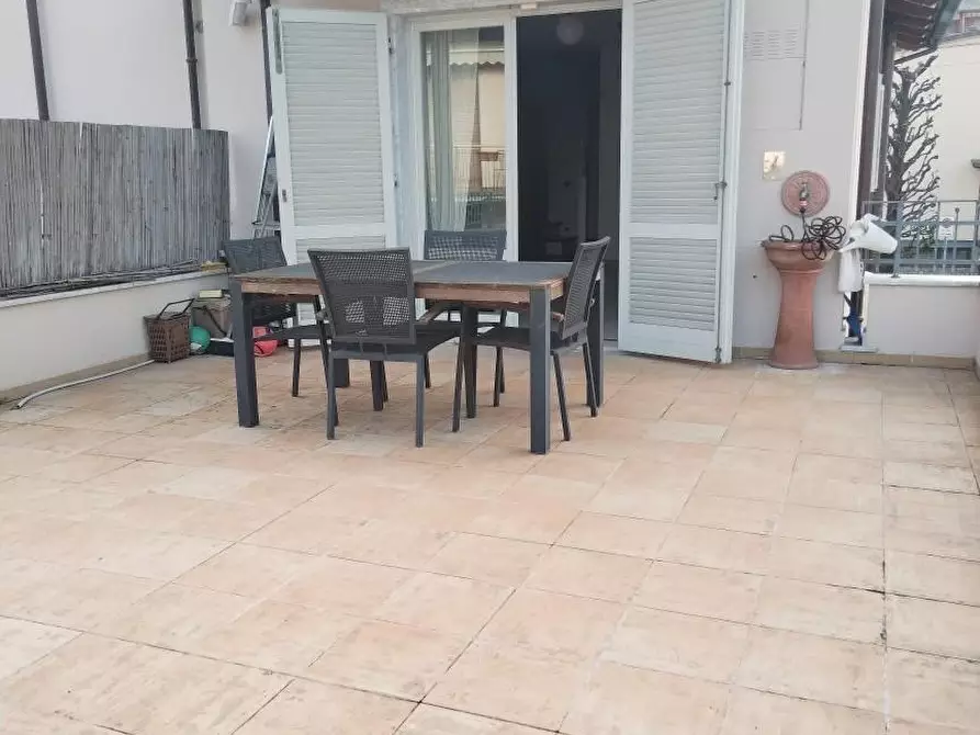 Immagine 5 di Appartamento in vendita  a Massa