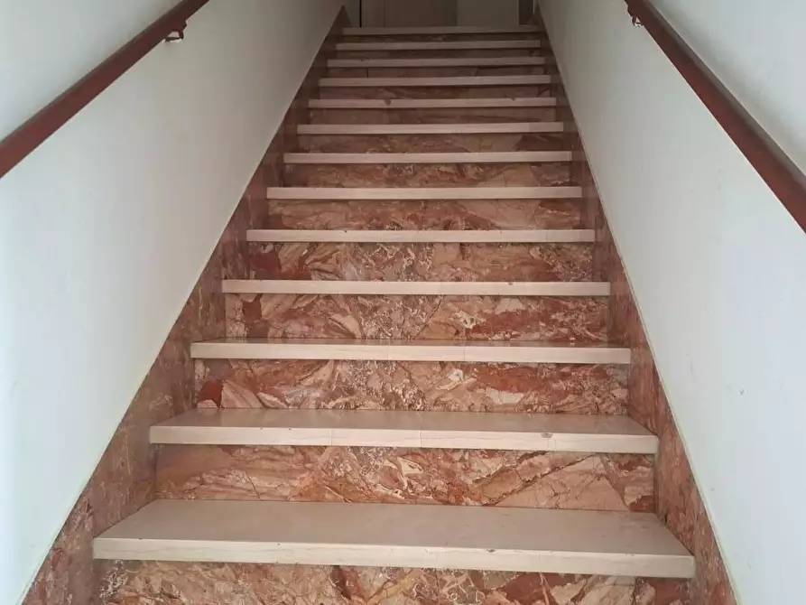 Immagine 11 di Appartamento in vendita  a Pietrasanta