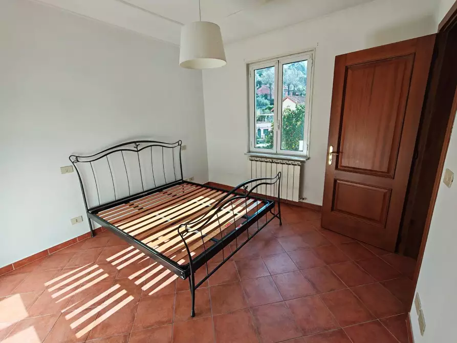 Immagine 16 di Appartamento in vendita  a Sestri Levante