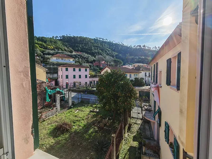Immagine 22 di Appartamento in vendita  a Sestri Levante