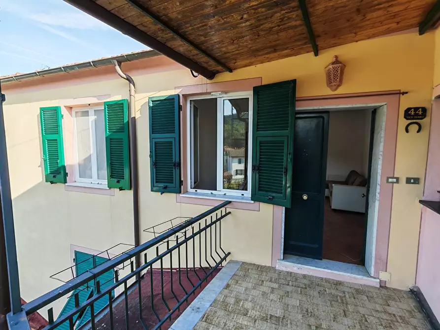 Immagine 2 di Appartamento in vendita  a Sestri Levante