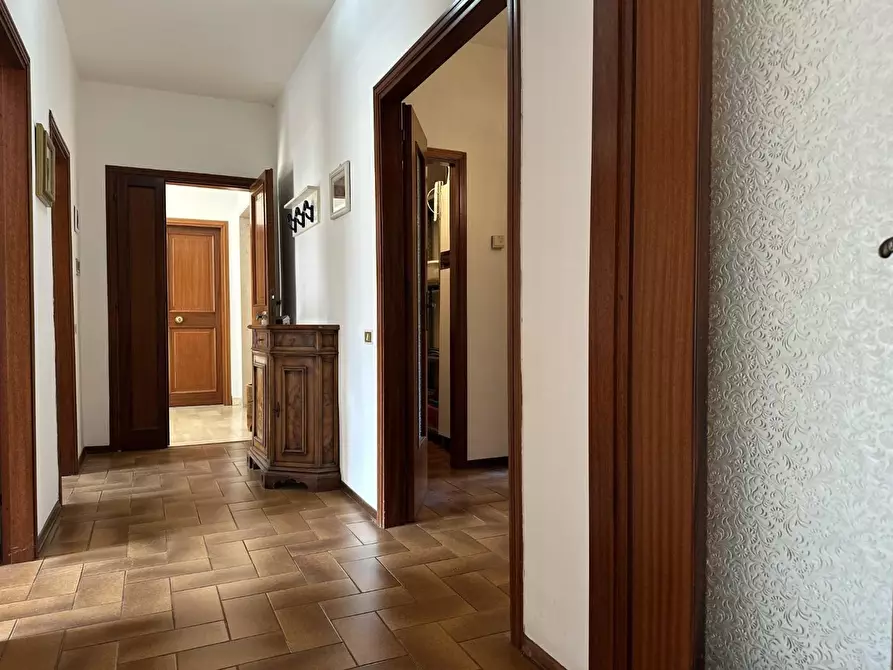 Immagine 13 di Appartamento in vendita  a Rosignano Marittimo