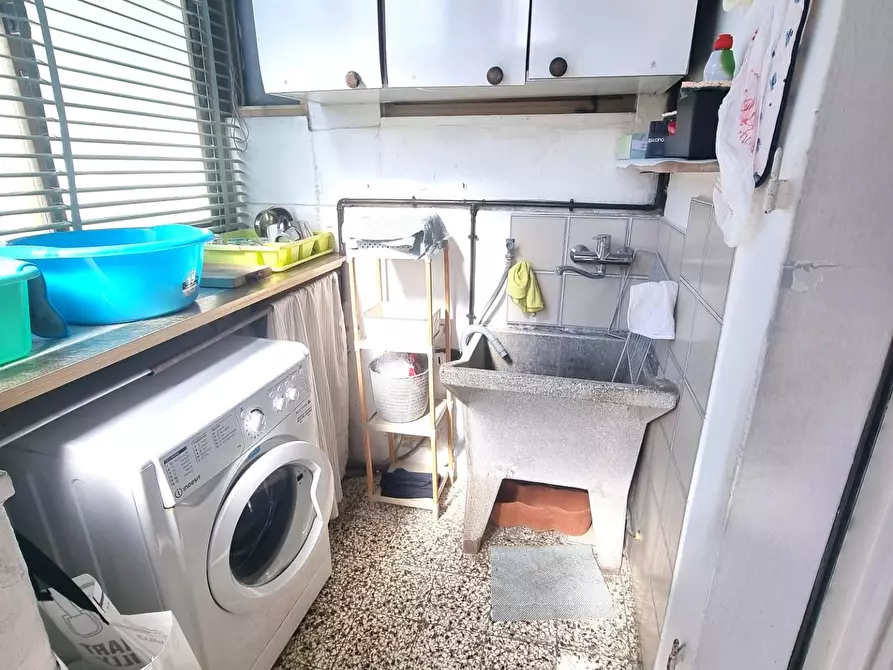 Immagine 12 di Appartamento in vendita  a Viareggio