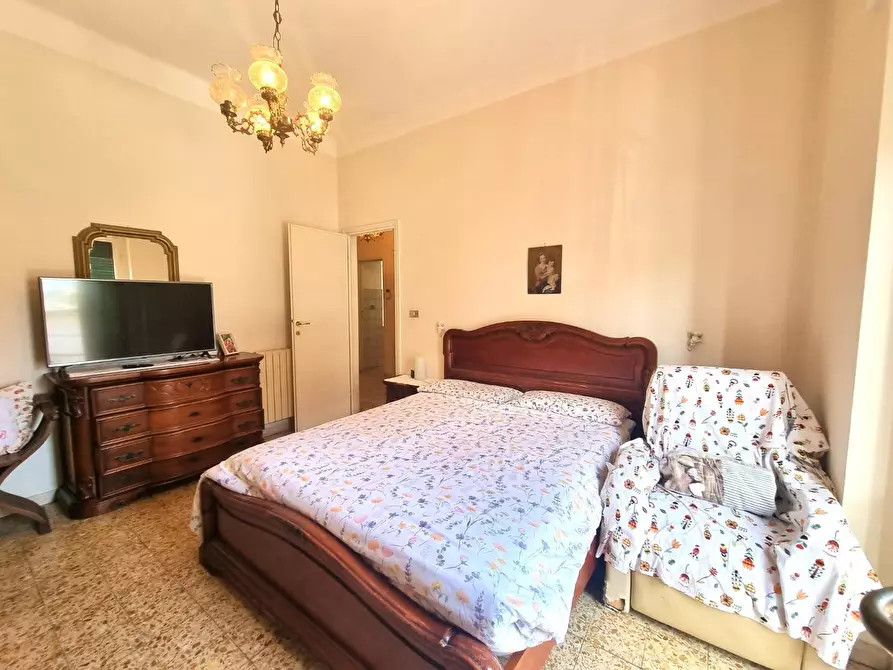 Immagine 20 di Appartamento in vendita  a Viareggio