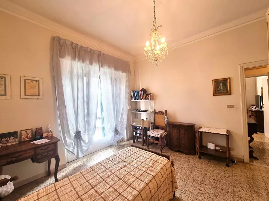 Immagine 25 di Appartamento in vendita  a Viareggio