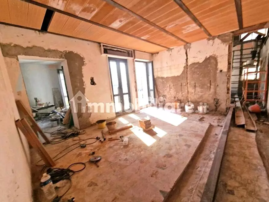 Immagine 13 di Appartamento in vendita  a Viareggio