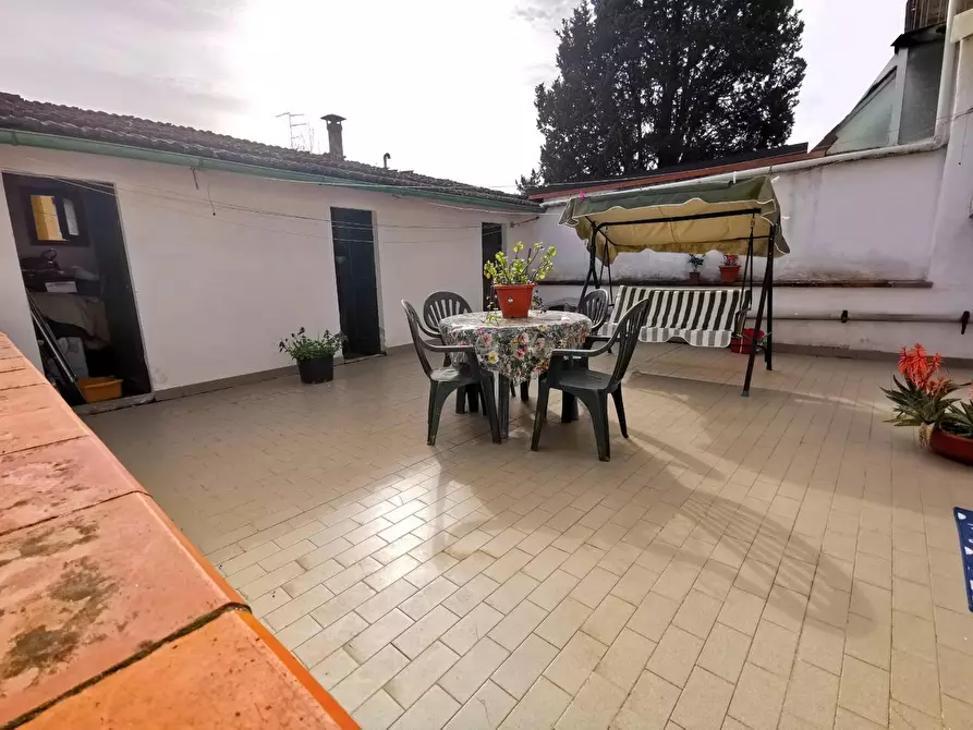 Immagine 2 di Appartamento in vendita  a Fucecchio