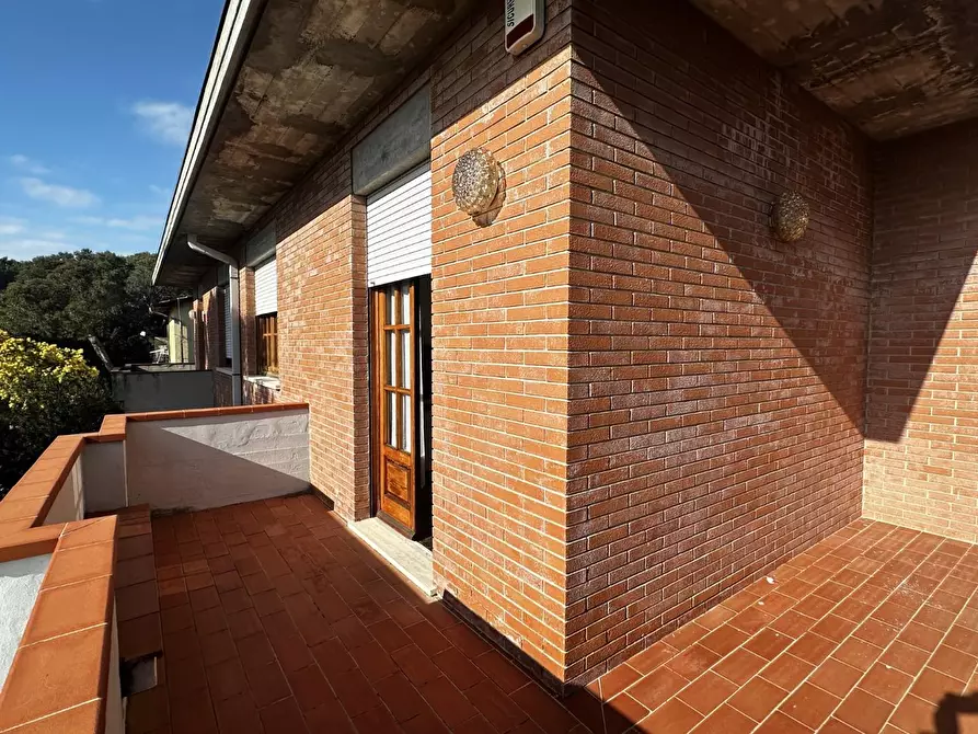 Immagine 35 di Casa bifamiliare in vendita  a Livorno