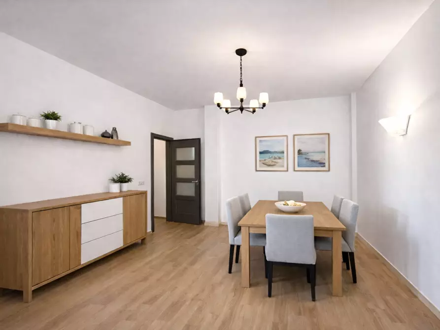 Immagine 11 di Casa bifamiliare in vendita  a Livorno