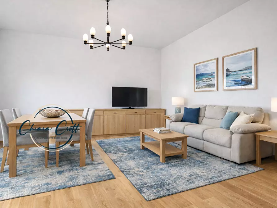 Immagine 14 di Casa bifamiliare in vendita  a Livorno