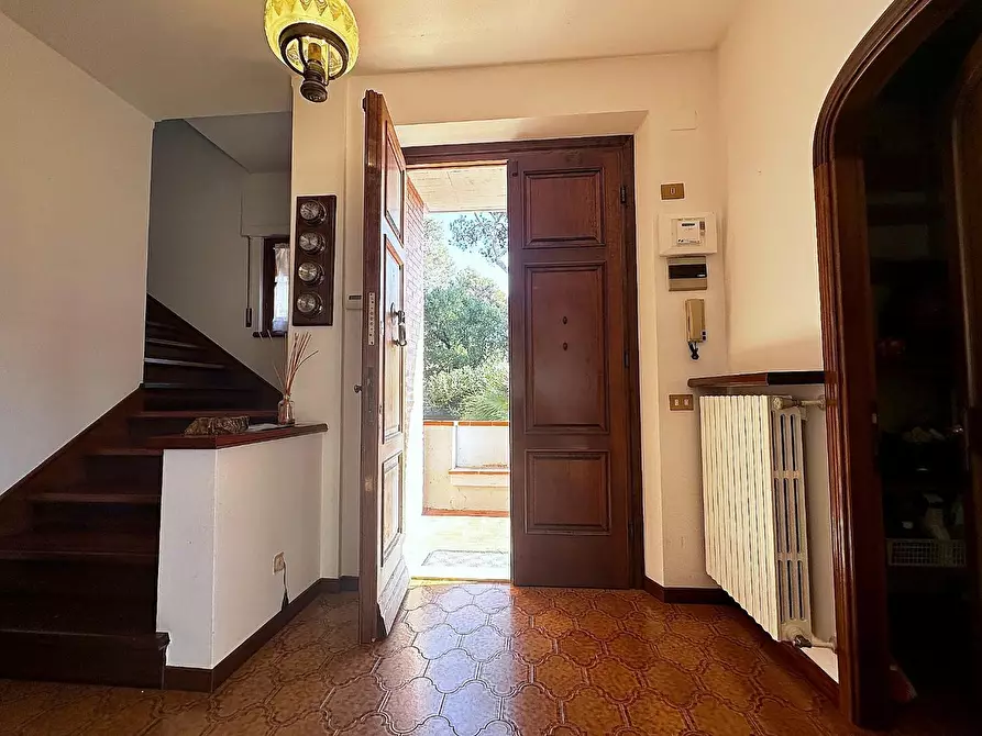 Immagine 21 di Casa bifamiliare in vendita  a Livorno