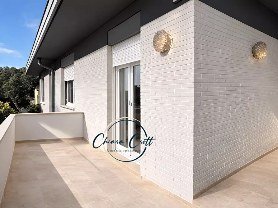 Immagine 34 di Casa bifamiliare in vendita  a Livorno