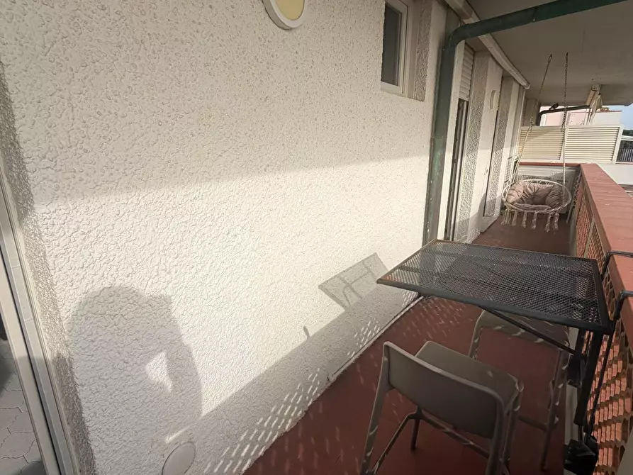 Immagine 13 di Appartamento in affitto  a Carrara