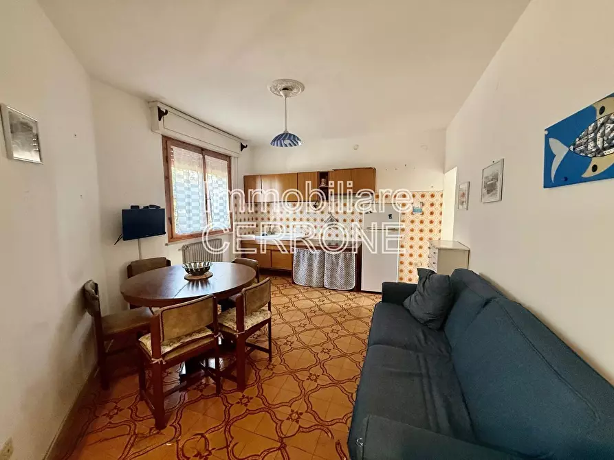 Immagine 4 di Appartamento in vendita  a Cecina