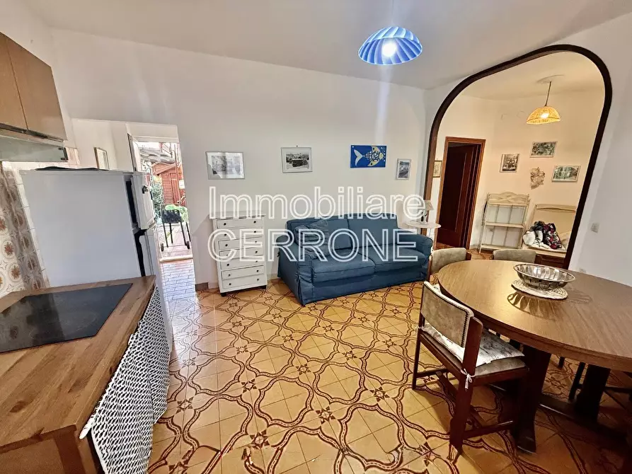 Immagine 2 di Appartamento in vendita  a Cecina