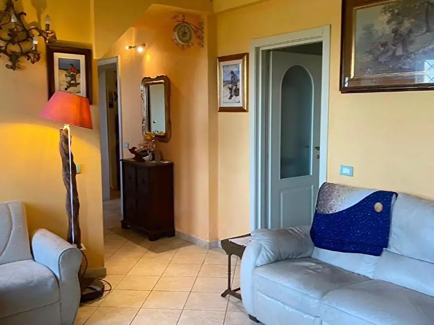 Immagine 36 di Casa colonica in vendita  a Massarosa