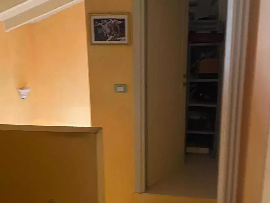 Immagine 15 di Casa colonica in vendita  a Massarosa