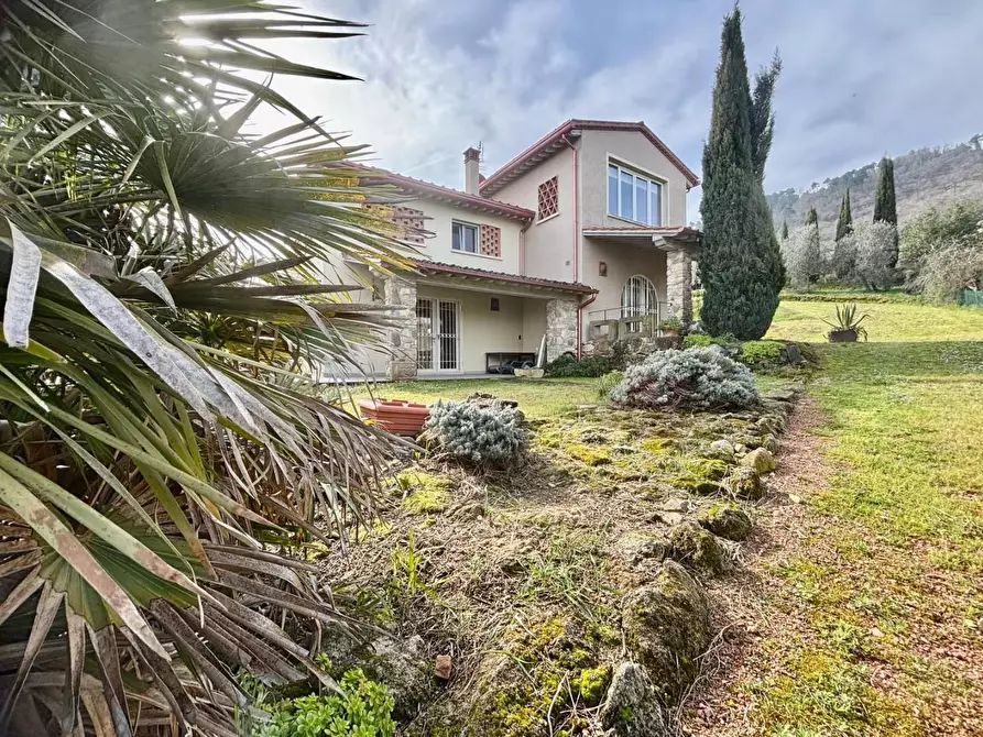 Immagine 1 di Villa in vendita  a Chianni