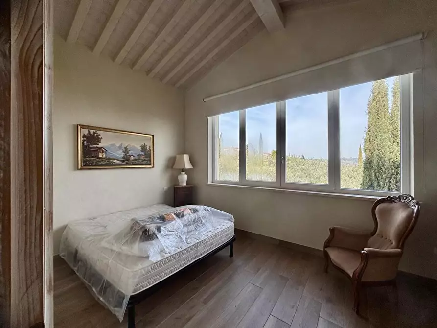 Immagine 27 di Villa in vendita  a Chianni