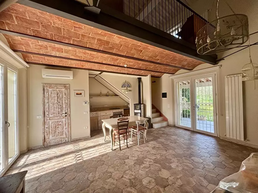 Immagine 15 di Villa in vendita  a Chianni