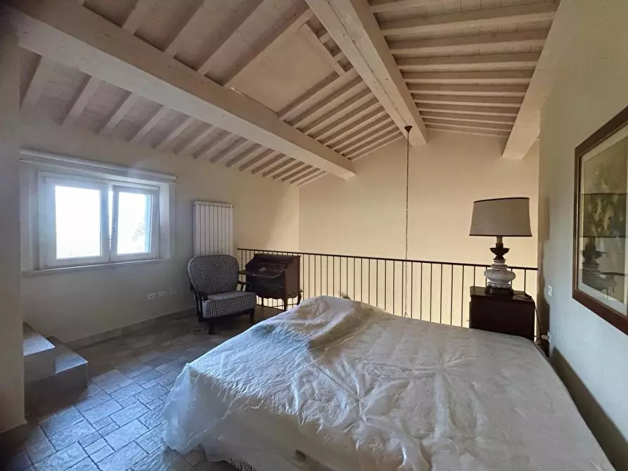 Immagine 29 di Villa in vendita  a Chianni