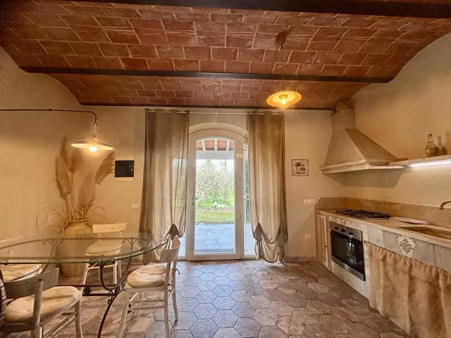 Immagine 24 di Villa in vendita  a Chianni