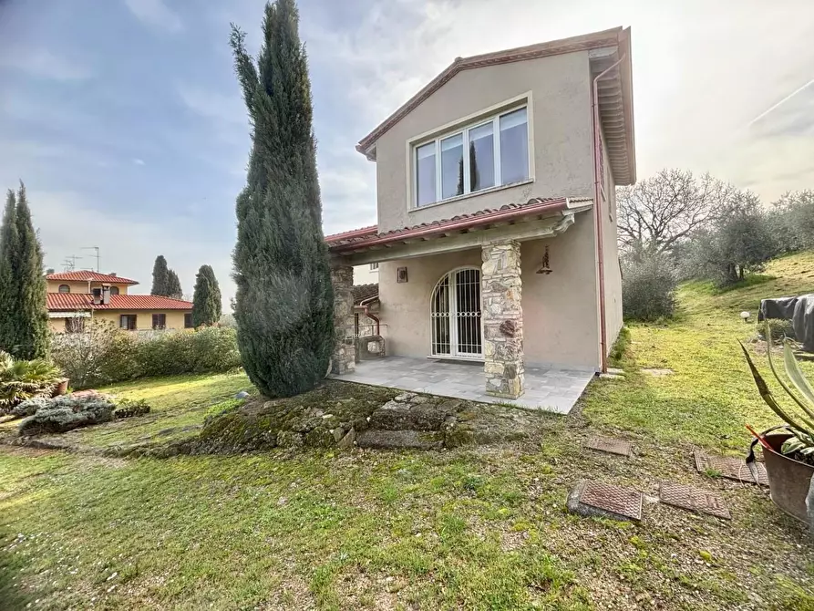 Immagine 9 di Villa in vendita  a Chianni