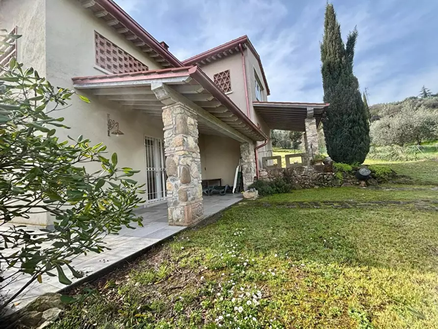 Immagine 7 di Villa in vendita  a Chianni