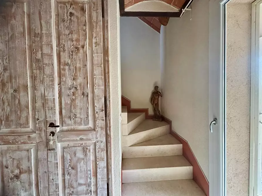 Immagine 32 di Villa in vendita  a Chianni