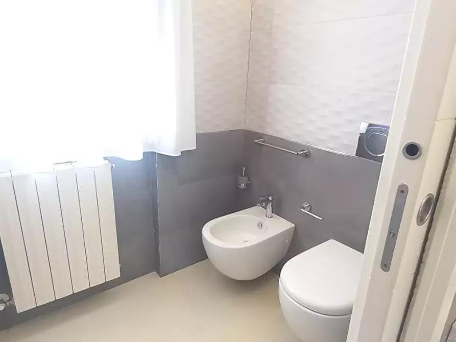 Immagine 25 di Casa indipendente in vendita  a Camaiore