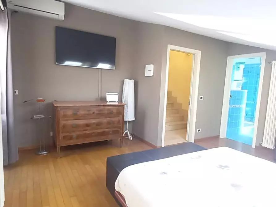 Immagine 56 di Casa indipendente in vendita  a Camaiore