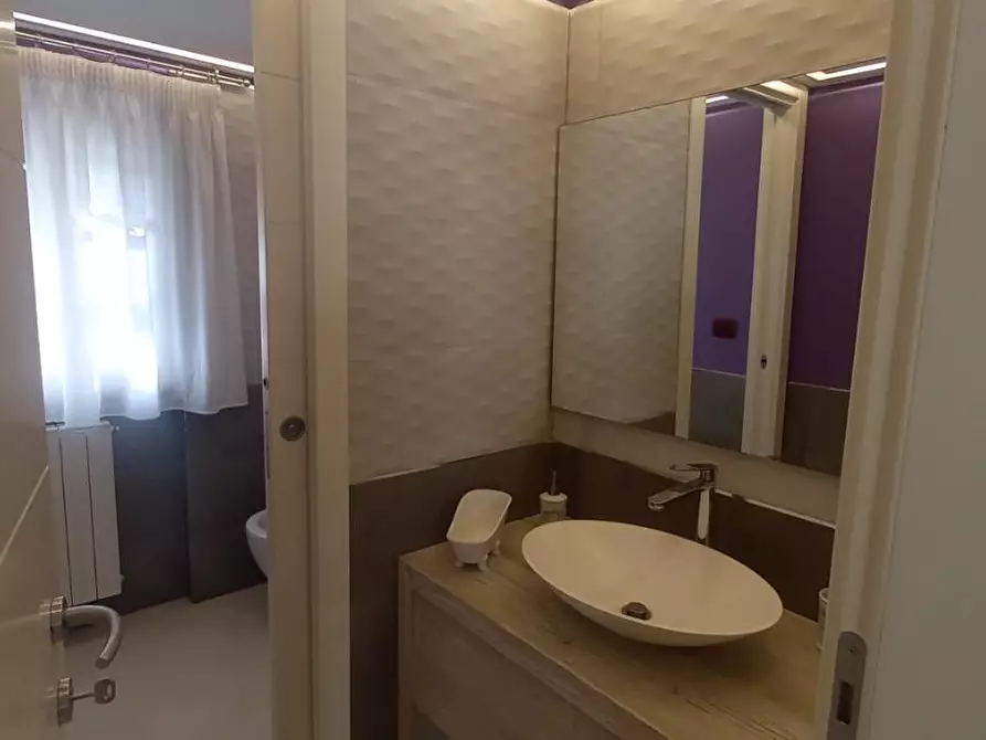 Immagine 24 di Casa indipendente in vendita  a Camaiore