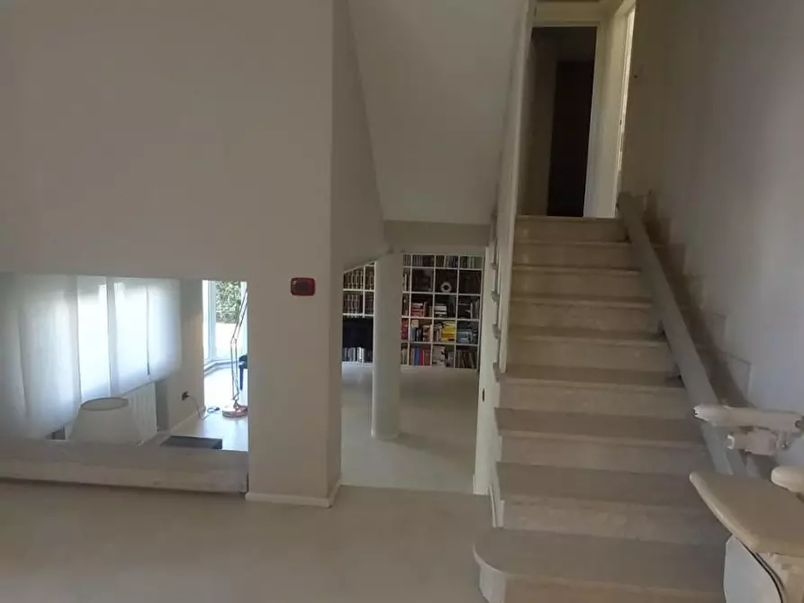 Immagine 18 di Casa indipendente in vendita  a Camaiore