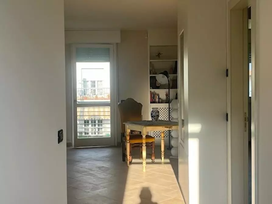 Immagine 21 di Mansarda in vendita  a Camaiore