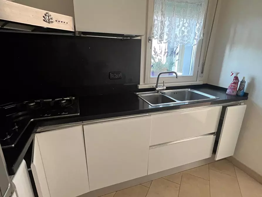 Immagine 35 di Mansarda in vendita  a Camaiore