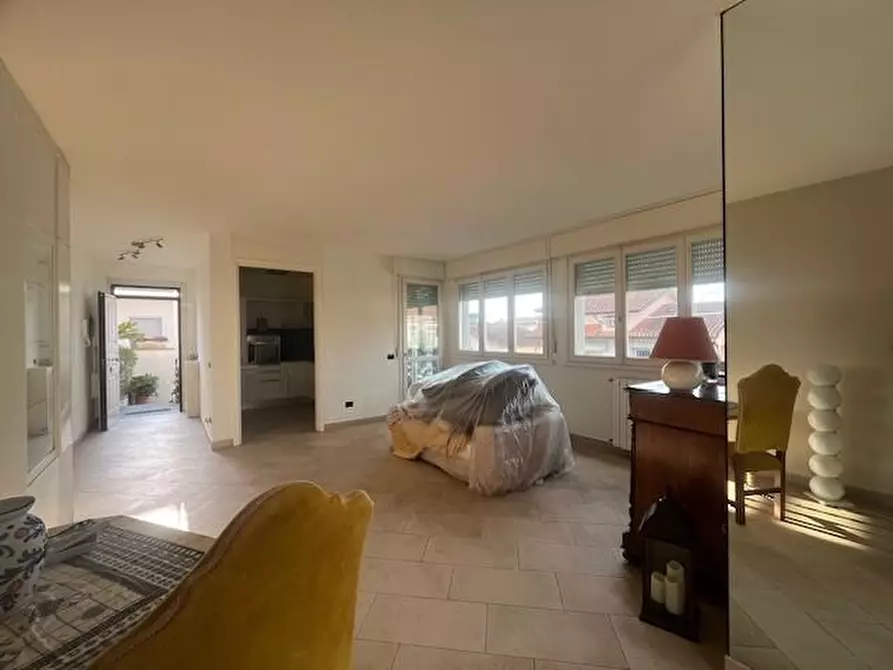 Immagine 29 di Mansarda in vendita  a Camaiore