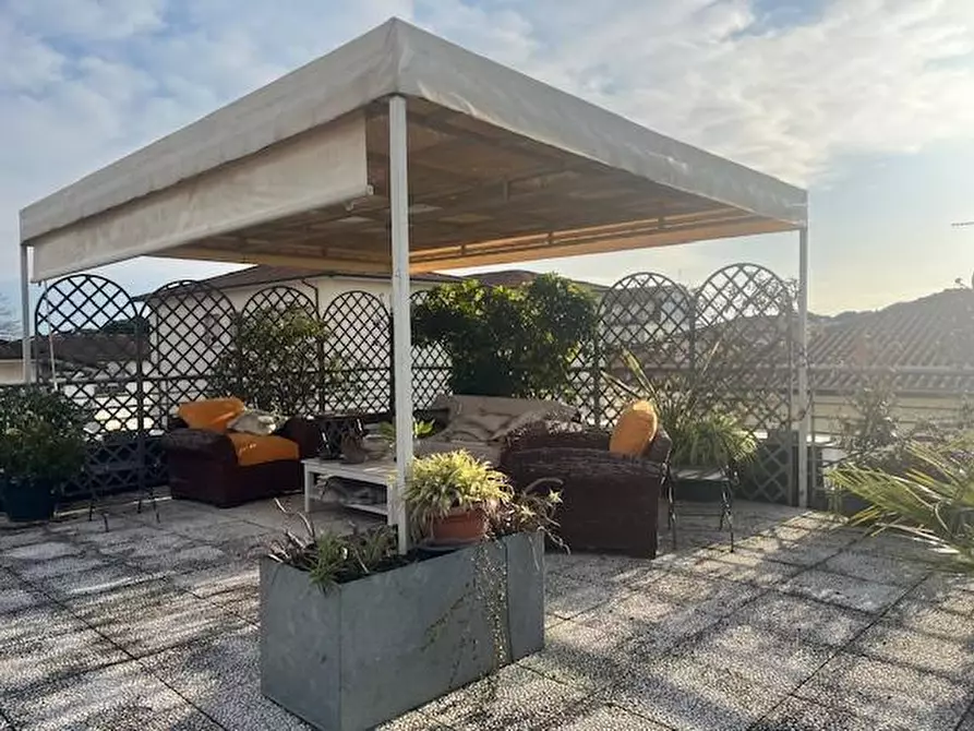 Immagine 18 di Mansarda in vendita  a Camaiore